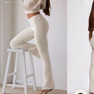 BO & TEE Chunky Knit Foldover Kick Flare Trouser Pants in Cream - Small